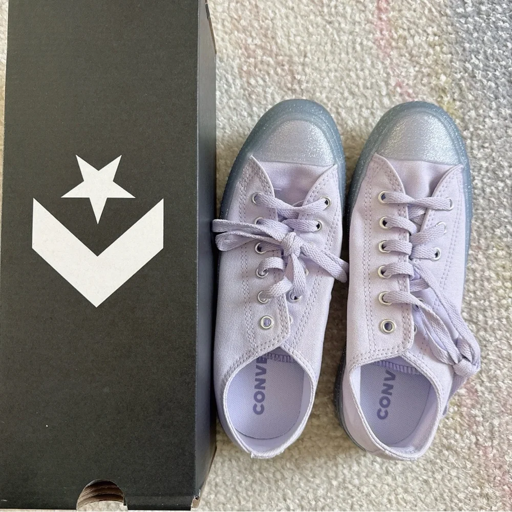 NIB Converse Chuck Taylor All Star Glitter
